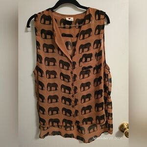 One Clothing Elephant Top